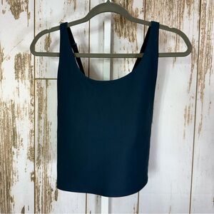 Old Navy Women's Deep Blue Long Line Sports Bra. Size XL. Cross straps.